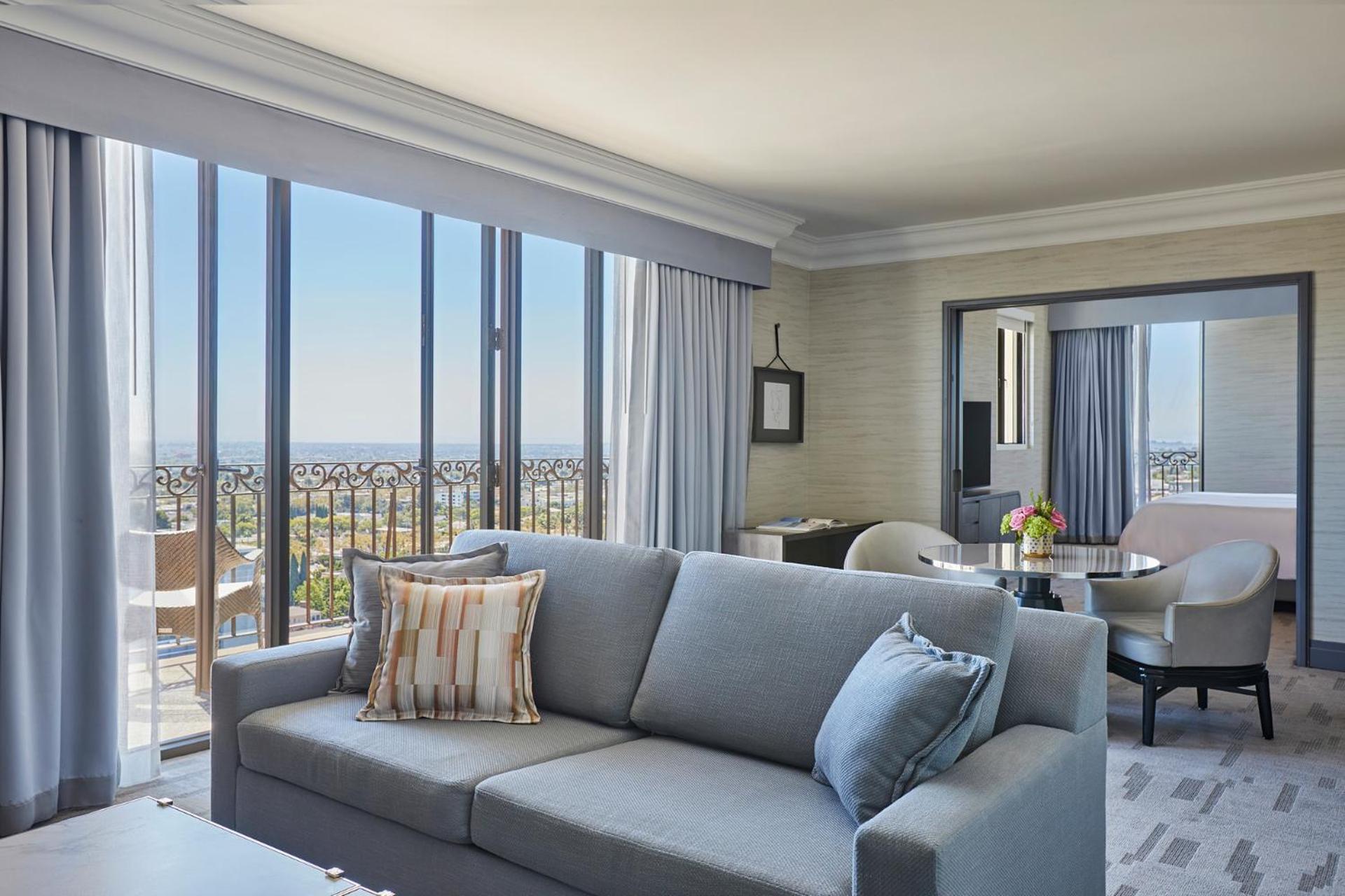 Corner King Suite Disability Access
